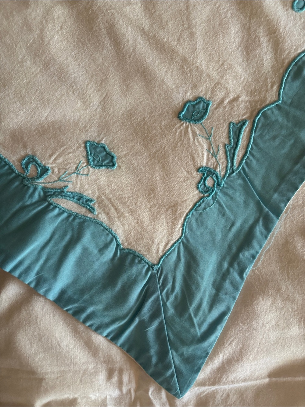 Vintage Hand Made Embroidered Cotton Queen Top Sheet, Teal & White - Picture 5 of 6